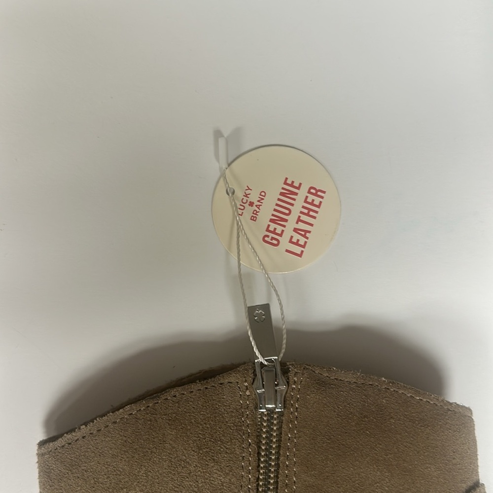 NWT Lucky Brand Women Wadier Wedge Tan Taupe Suede Ankle Boots Booties Size 9.5 - Picture 7 of 12